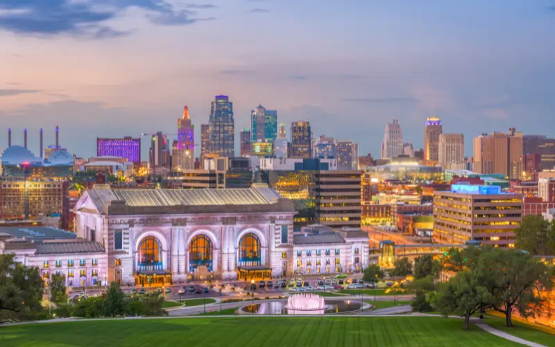 Best Neighborhoods in Kansas City, MO To Sell A House (And Why)