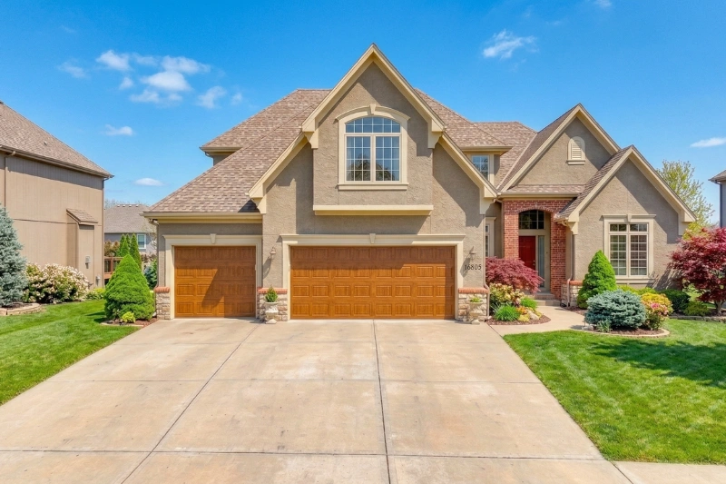 Selling a house with a HELOC in Missouri